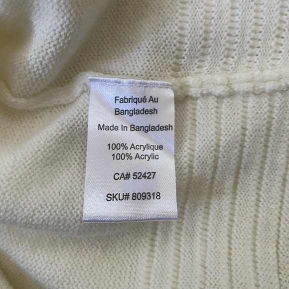 Classic Editions Crew Neck Knit Top - Picture 7 of 7